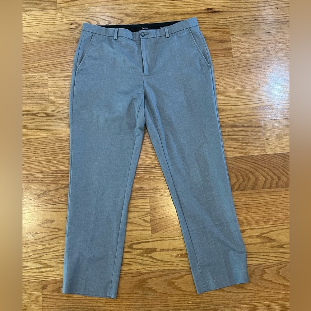 Men’s Calvin Klein Dress Pants - 34x30